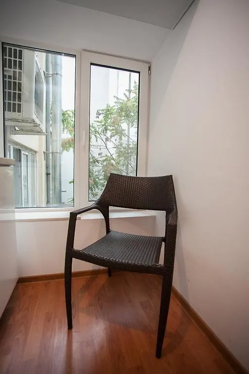 Funky Party Studio Apartment Bucharest